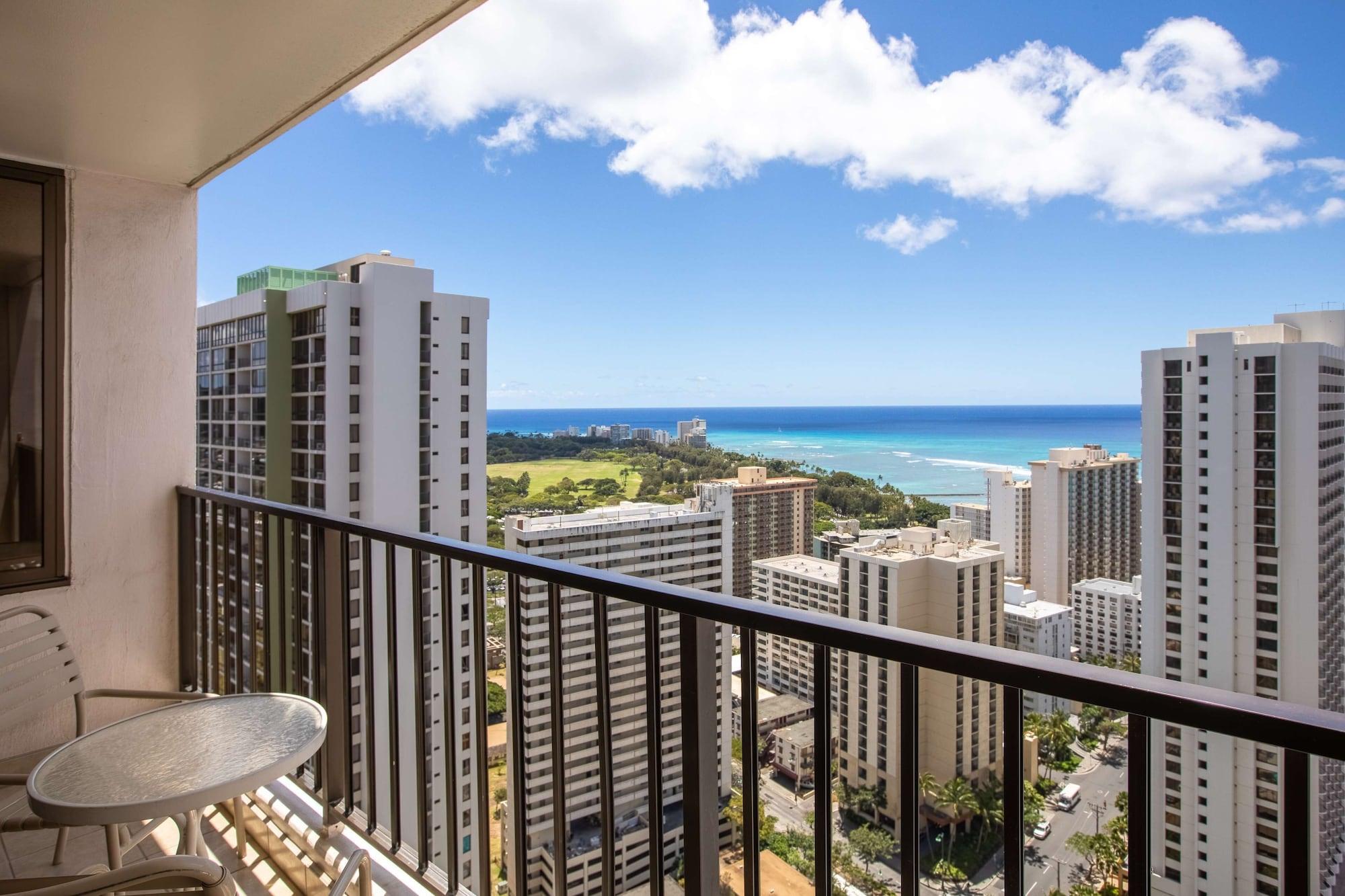 Aston At The Waikiki Banyan Aparthotel Honolulu Exteriör bild